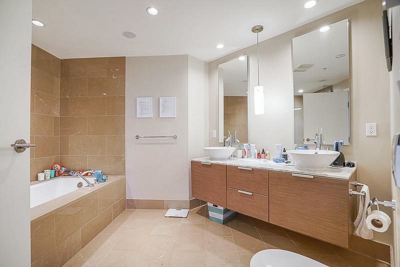 3001 1111 Alberni Street Vancouver, BC - 16