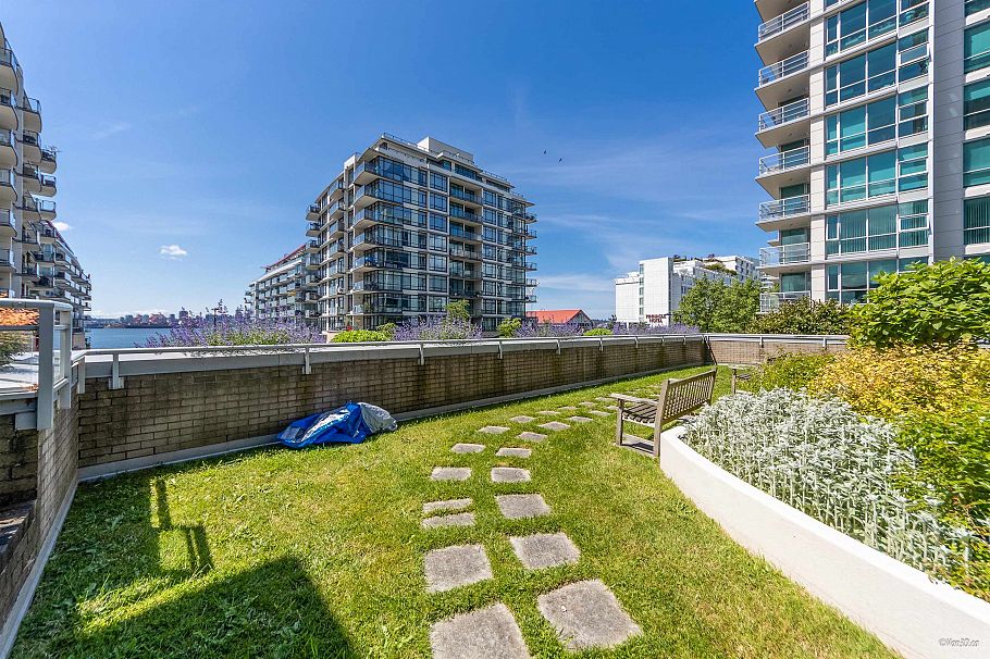 1002 188 E Esplanade Esplanade North Vancouver, BC - 25