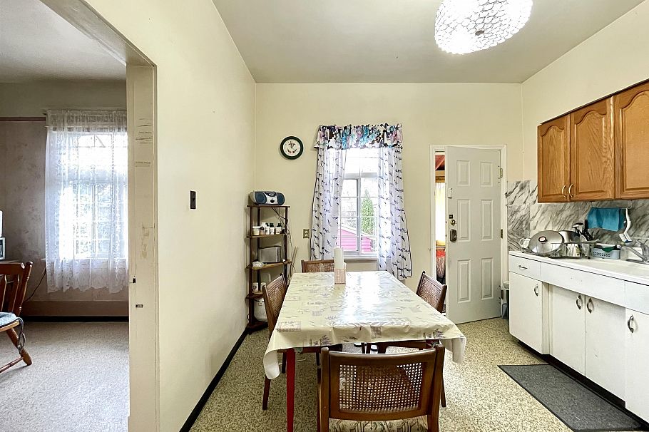 2250 E Pender Street Vancouver, BC - 7