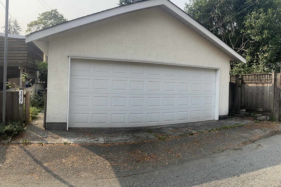 3527 W King Edward Avenue Vancouver, BC - 5