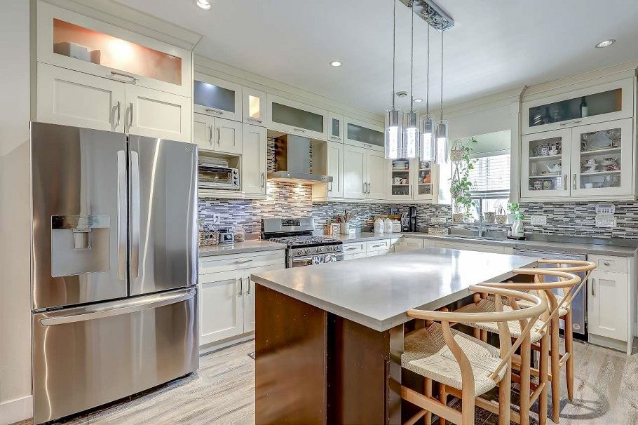 5606 Rhodes Street Vancouver, BC - 9