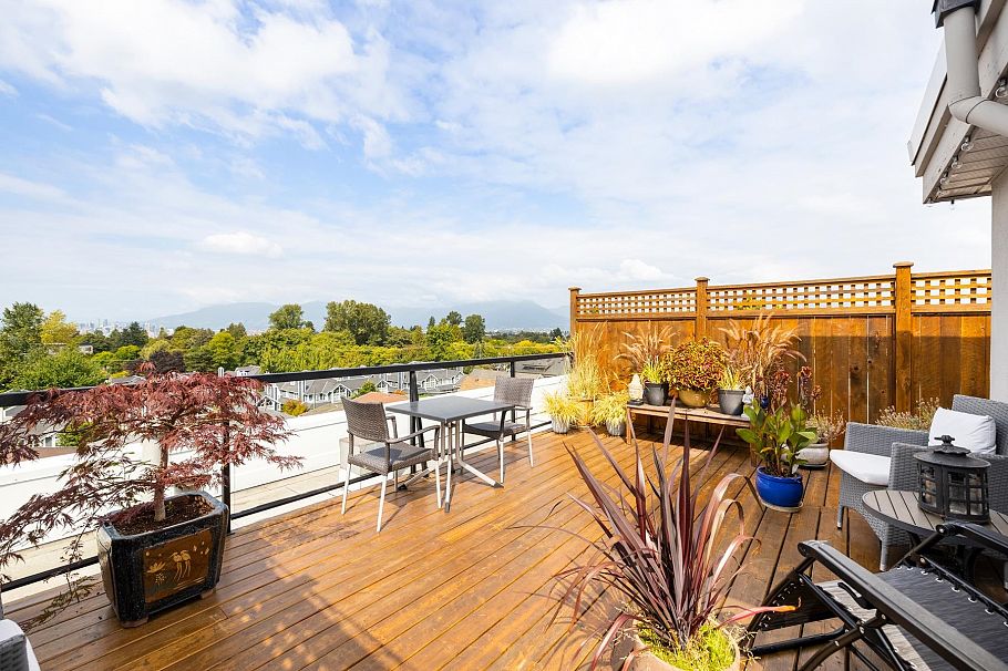 202 4590 Earles Street Vancouver, BC - 24