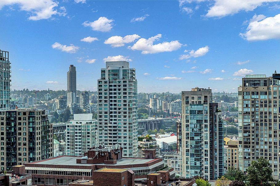 1504 1003 Burnaby Street Vancouver, BC - 13