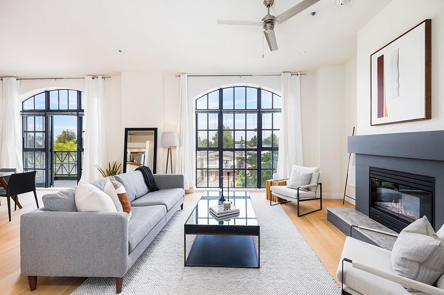 202 4590 Earles Street Vancouver, BC - 1