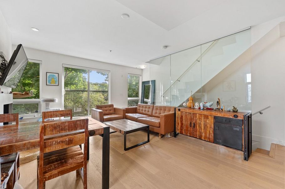 3197 St. George Street Vancouver, BC - 7