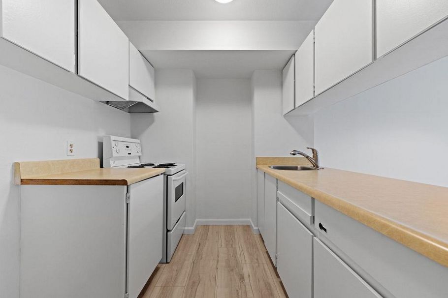 222 1333 Hornby Street Vancouver, BC - 15