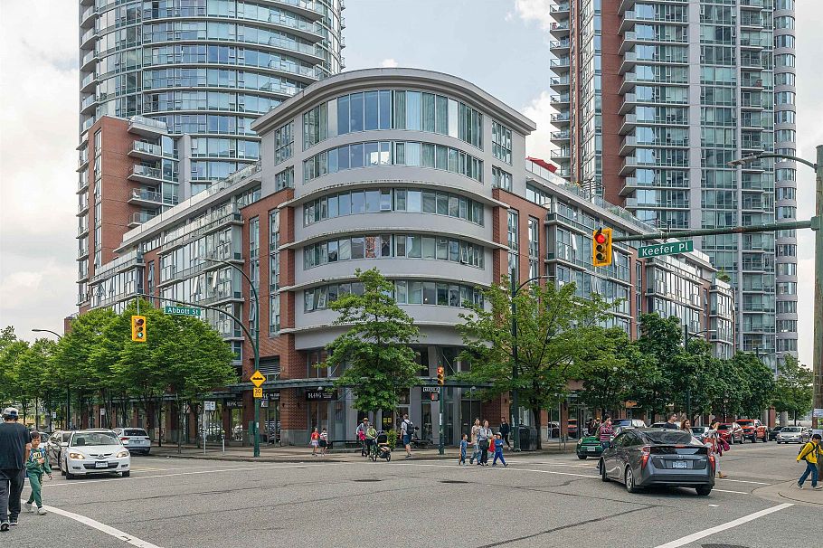 517 618 Abbott Street Vancouver, BC - 25