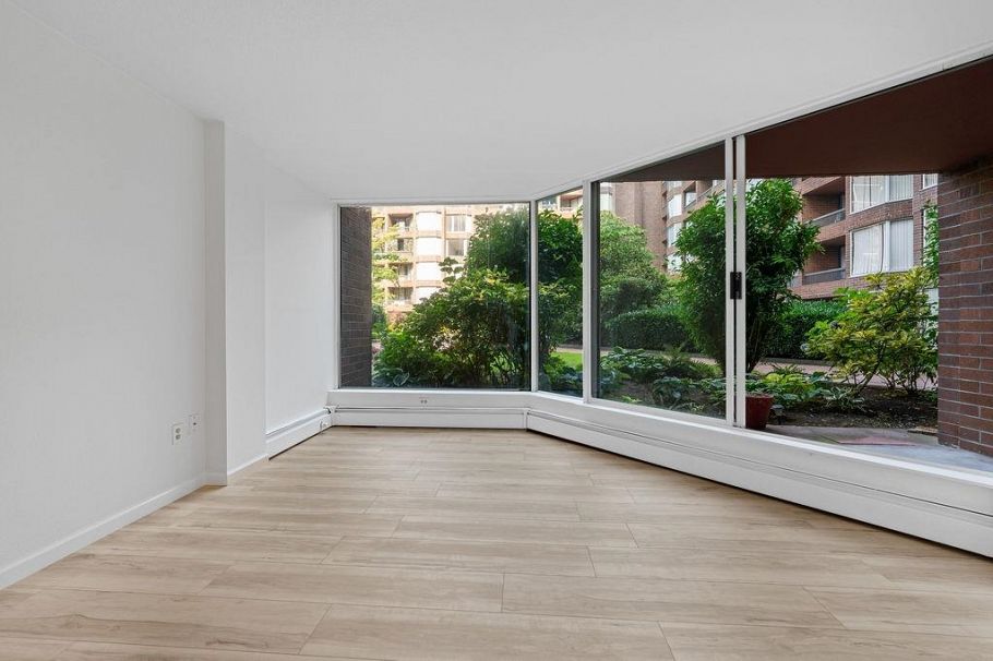 222 1333 Hornby Street Vancouver, BC - 1