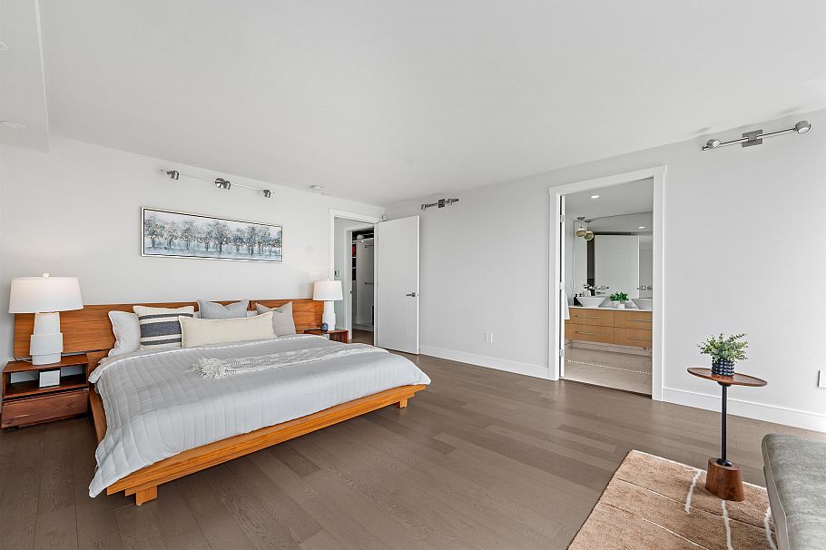 2403 1500 Howe Street Vancouver, BC - 26