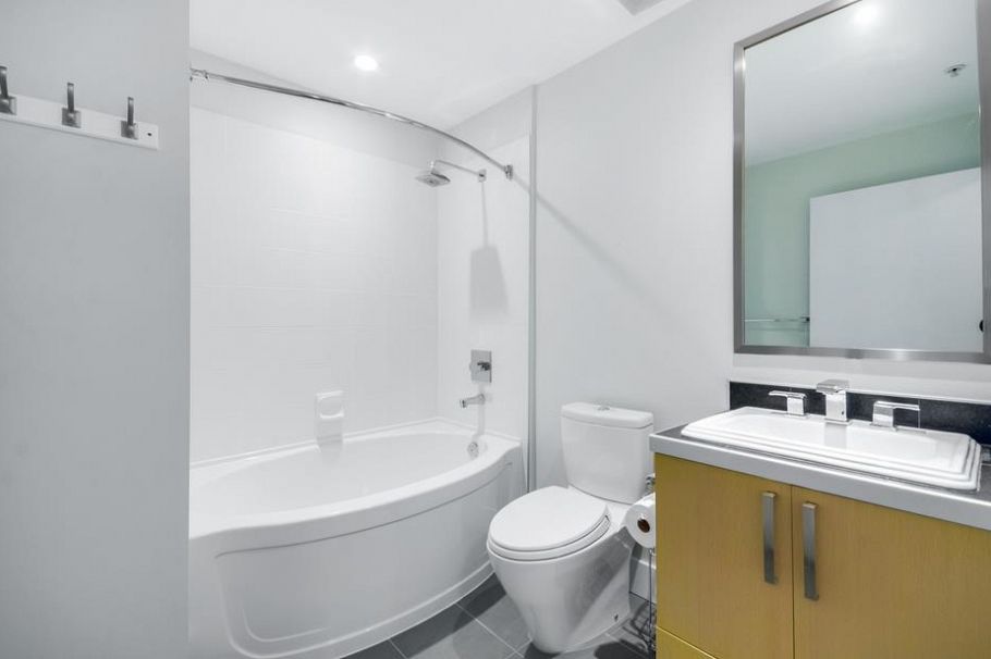 305 5779 Birney Avenue Vancouver, BC - 13