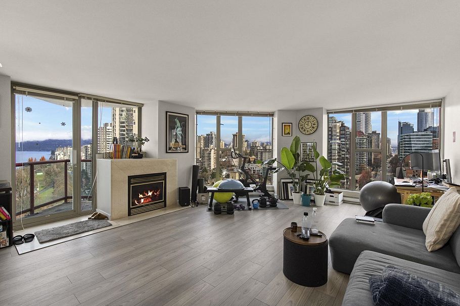 2005 1000 Beach Avenue Vancouver, BC - 14