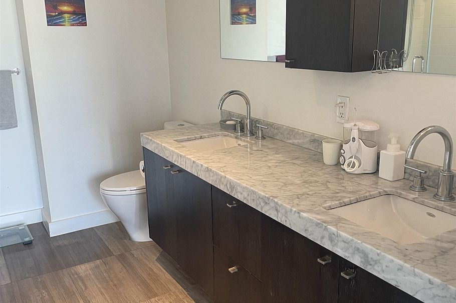 1201 1372 Seymour Street Vancouver, BC - 9