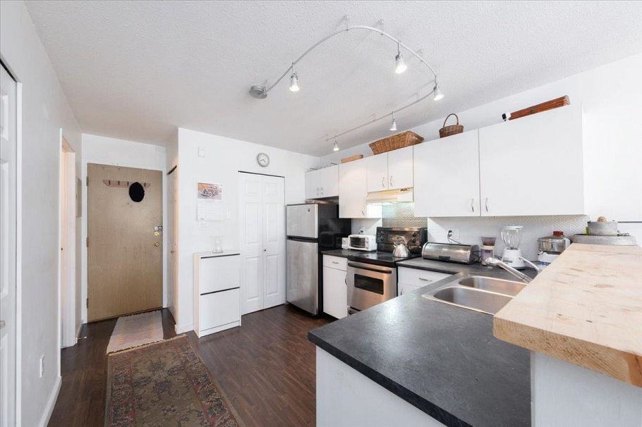 206 2255 Eton Street Vancouver, BC - 7