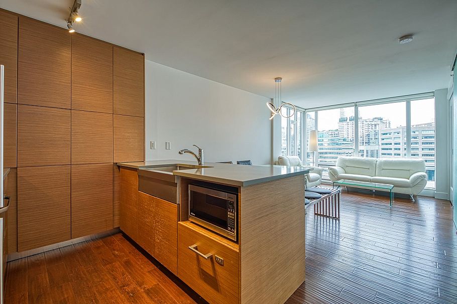 1104 565 Smithe Street Vancouver, BC - 11