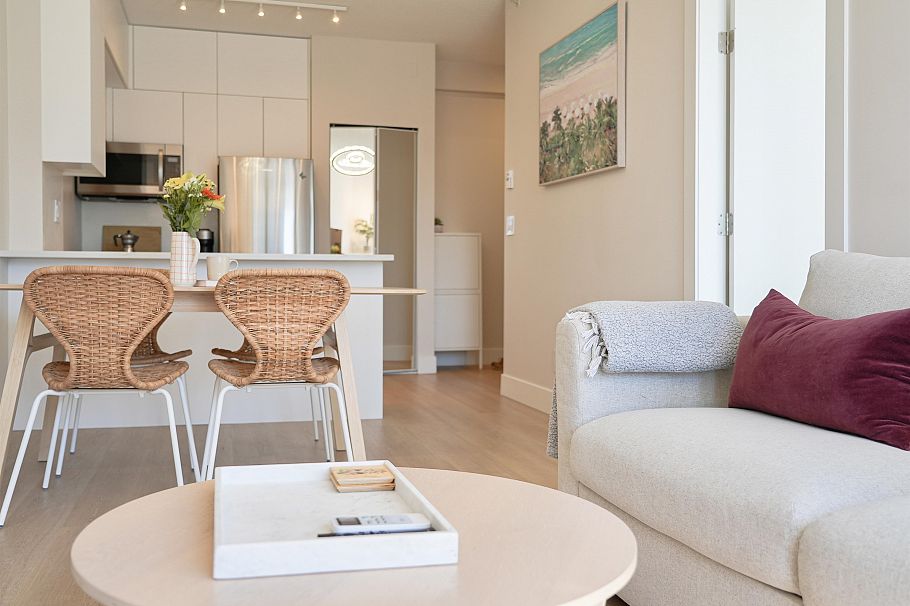 2909 1239 W Georgia Street Vancouver, BC - 1