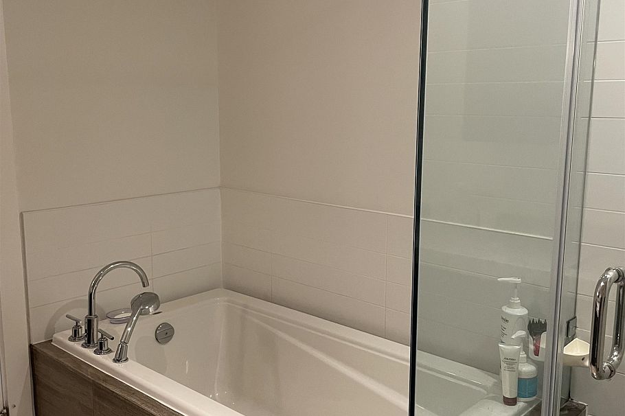 1201 1372 Seymour Street Vancouver, BC - 8