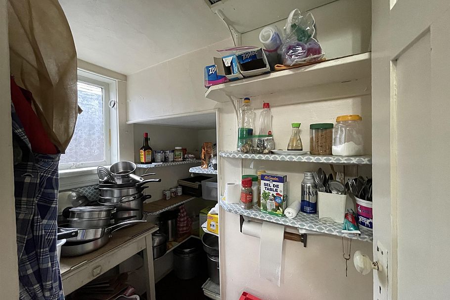 2250 E Pender Street Vancouver, BC - 9