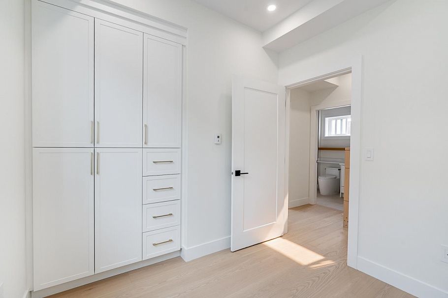 2 5304 Elgin Street Vancouver, BC - 19