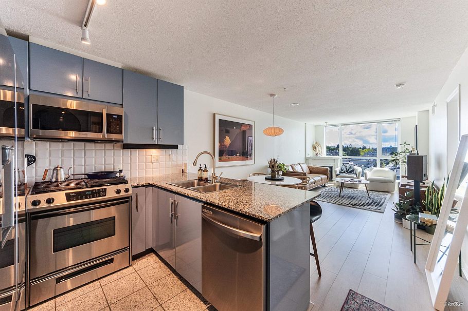 1002 188 E Esplanade Esplanade North Vancouver, BC - 11