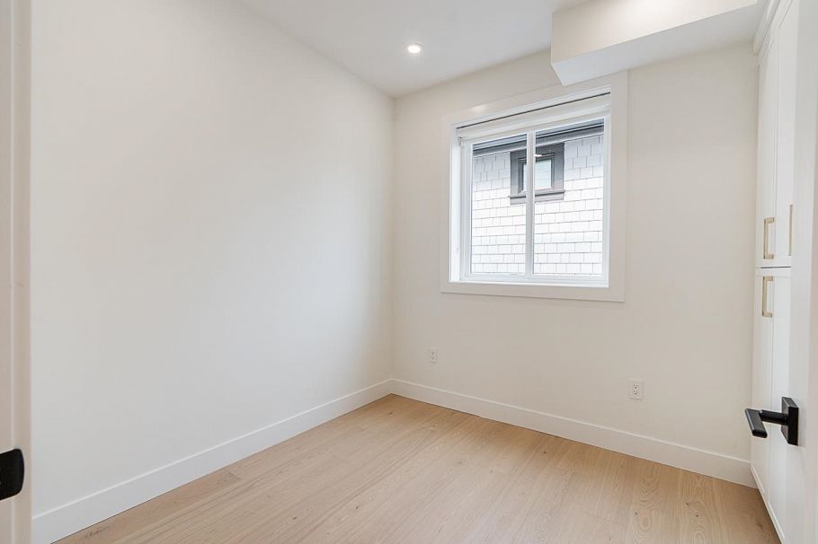 2 5304 Elgin Street Vancouver, BC - 18