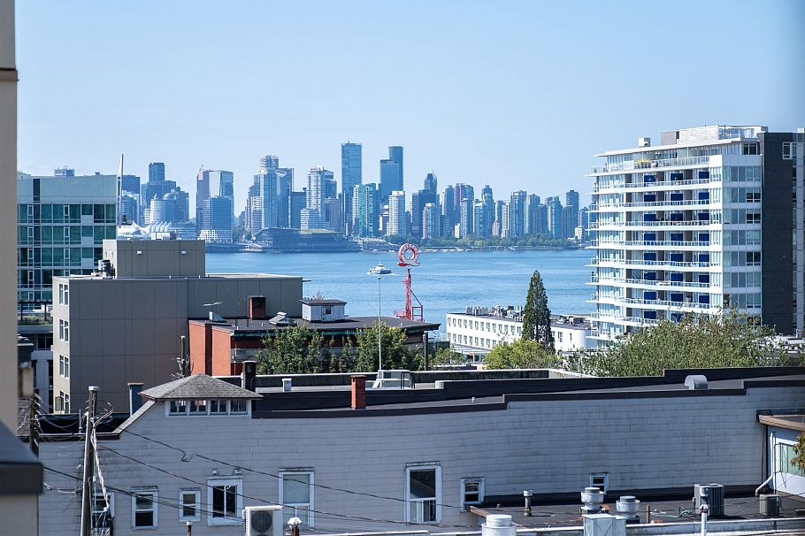 403 118 E 2nd Street North Vancouver, BC - 19