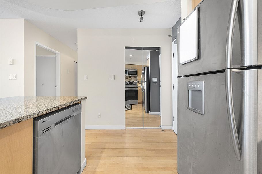 1708 1008 Cambie Street Vancouver, BC - 5