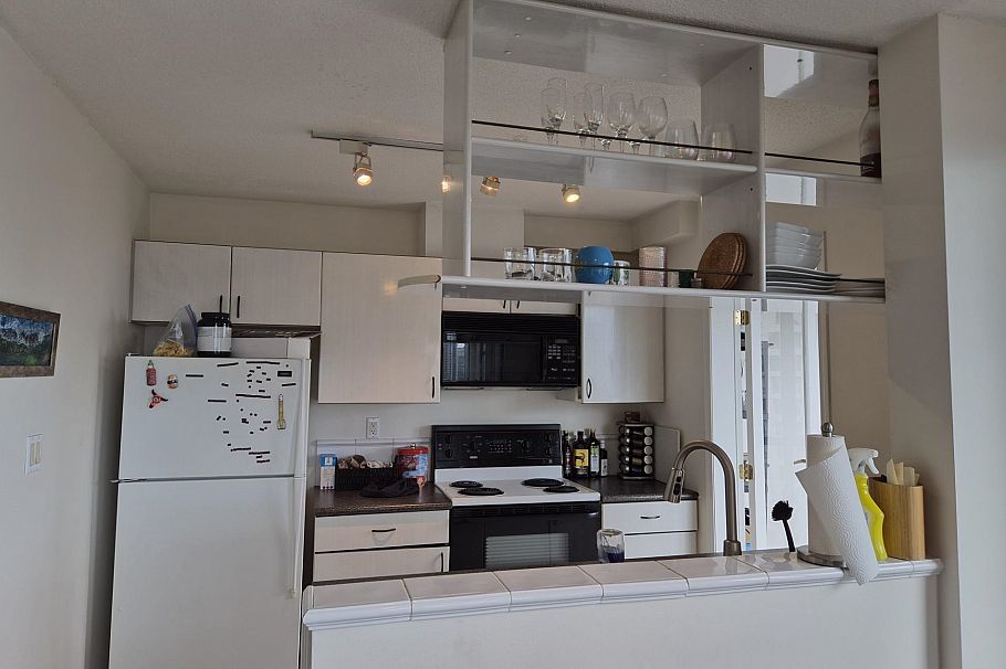 1707 939 Homer Street Vancouver, BC - 3