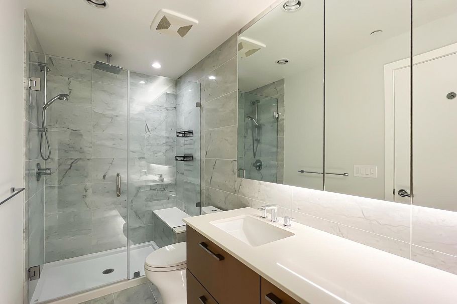 1304 5410 Shortcut Road Vancouver, BC - 16