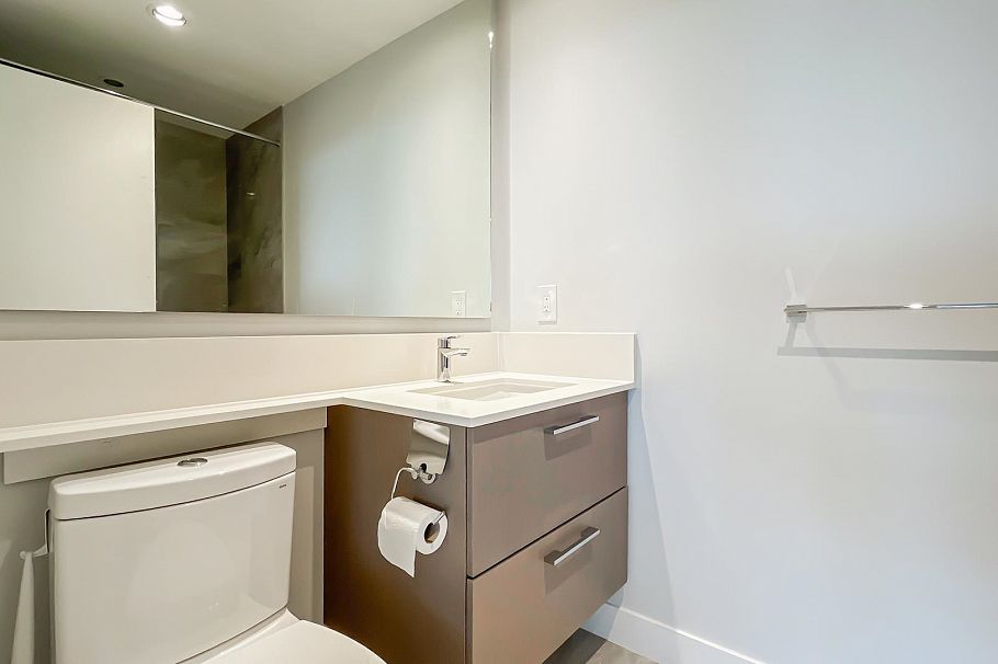 1304 5410 Shortcut Road Vancouver, BC - 19