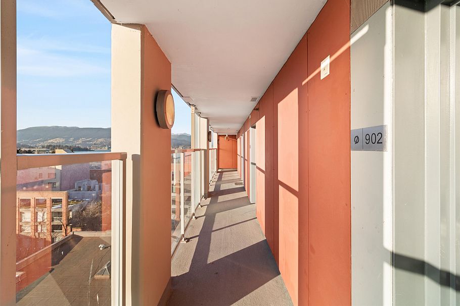 902 168 Powell Street Vancouver, BC - 17