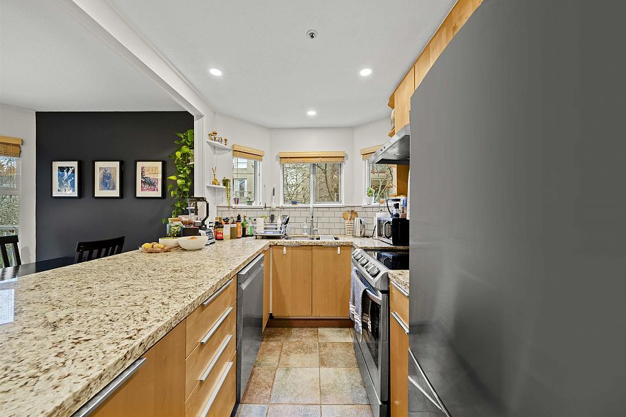 201 1868 W 8th Avenue Vancouver, BC - 6