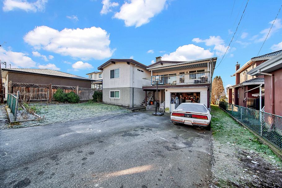 549 E 57th Avenue Vancouver, BC - 32