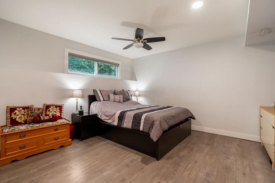 1184 Riverside Drive North Vancouver, BC - 29