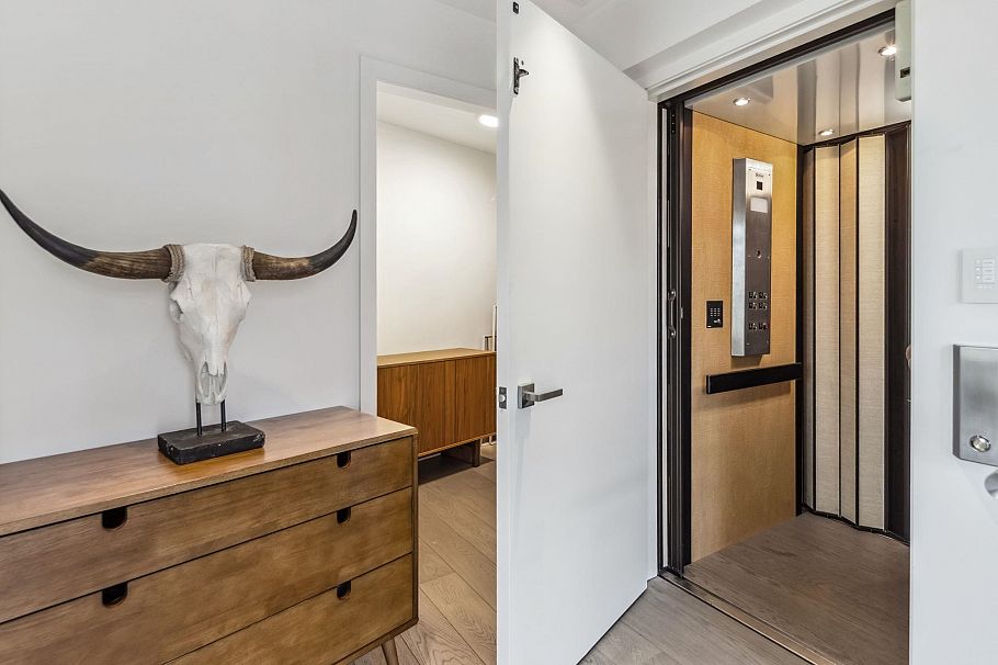 TH22 1281 W Cordova Street Vancouver, BC - 20