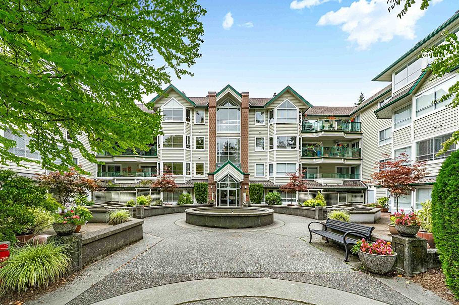 302 3670 Banff Court North Vancouver, BC - 31