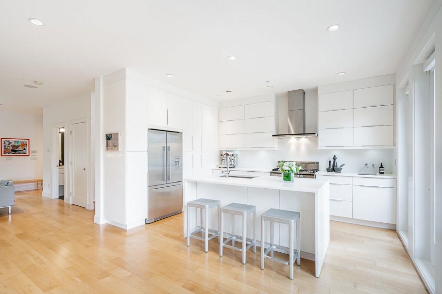 33 E 22nd Avenue Vancouver, BC - 6