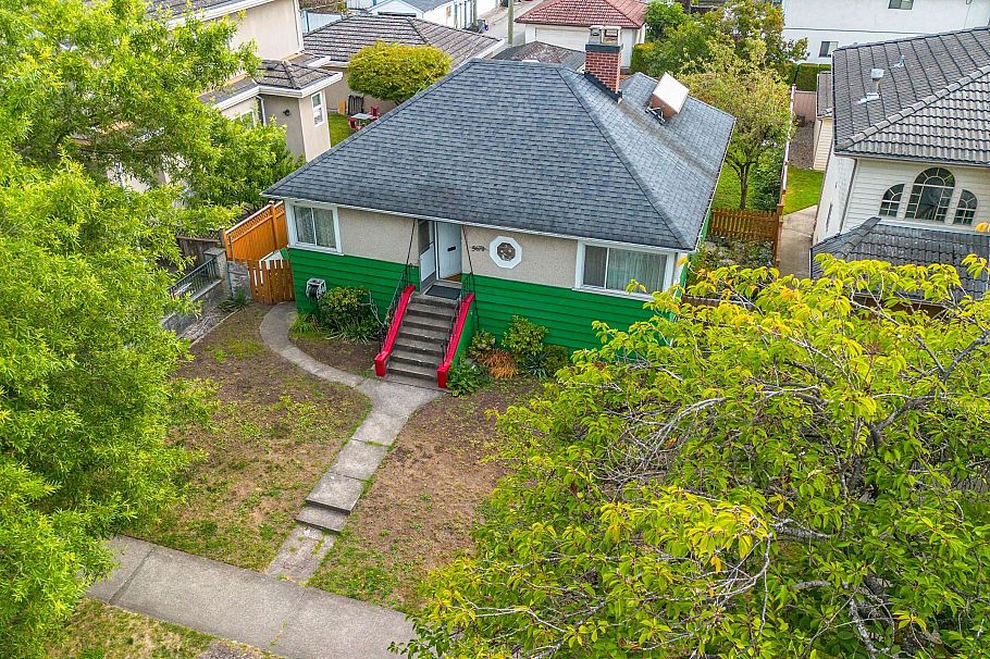 5670 Columbia Street Vancouver, BC - 23