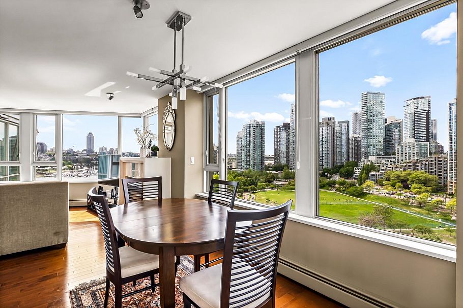 1605 1383 Marinaside Crescent Vancouver, BC - 27