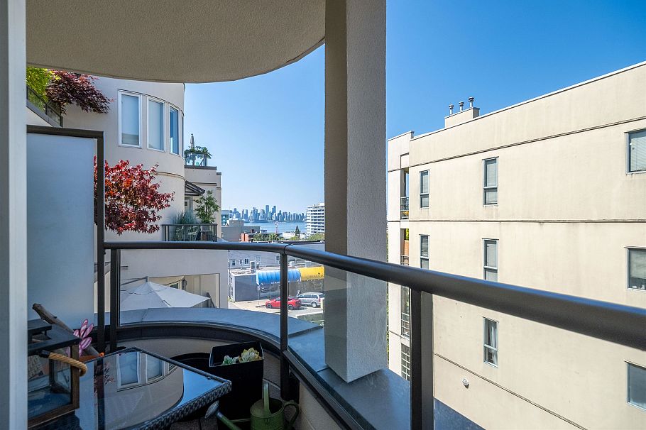 403 118 E 2nd Street North Vancouver, BC - 14