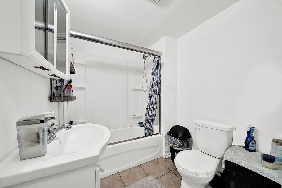 549 E 57th Avenue Vancouver, BC - 27