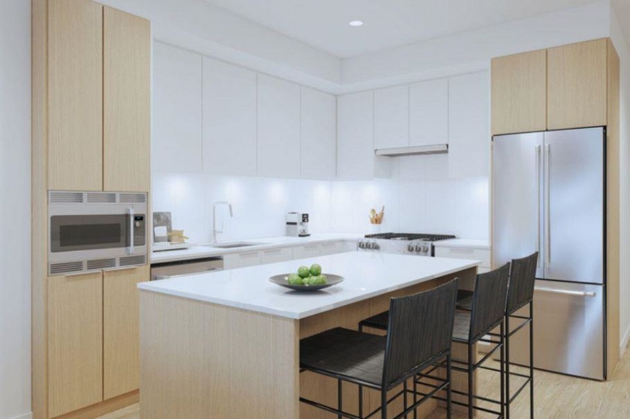 204 2450 Garden Drive Vancouver, BC - 3