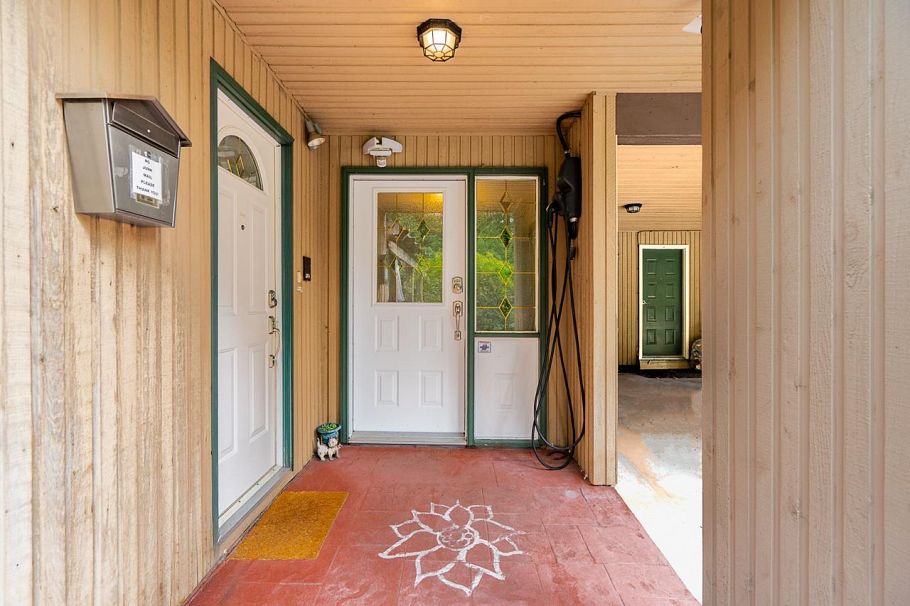 1184 Riverside Drive North Vancouver, BC - 5