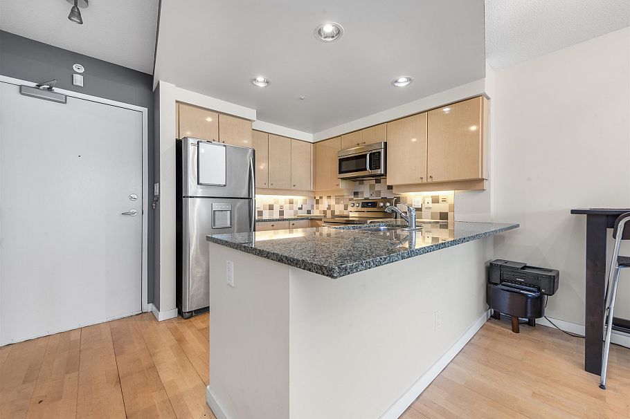 1708 1008 Cambie Street Vancouver, BC - 2