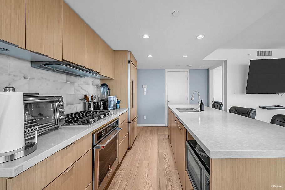 2504 8189 Cambie Street Vancouver, BC - 19