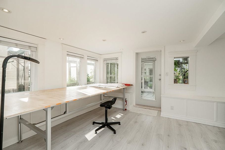 830 E 14th Avenue Vancouver, BC - 21