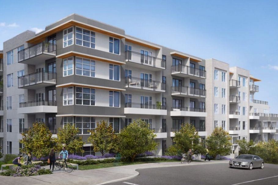 204 2450 Garden Drive Vancouver, BC - 1