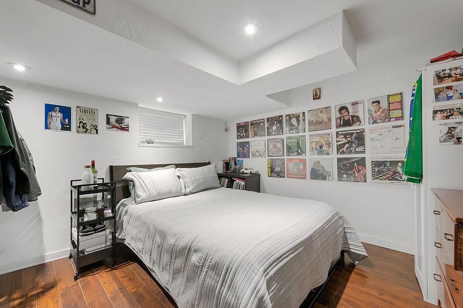 2903 W 42nd Avenue Vancouver, BC - 23