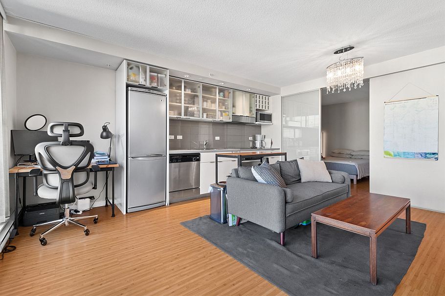 902 168 Powell Street Vancouver, BC - 6