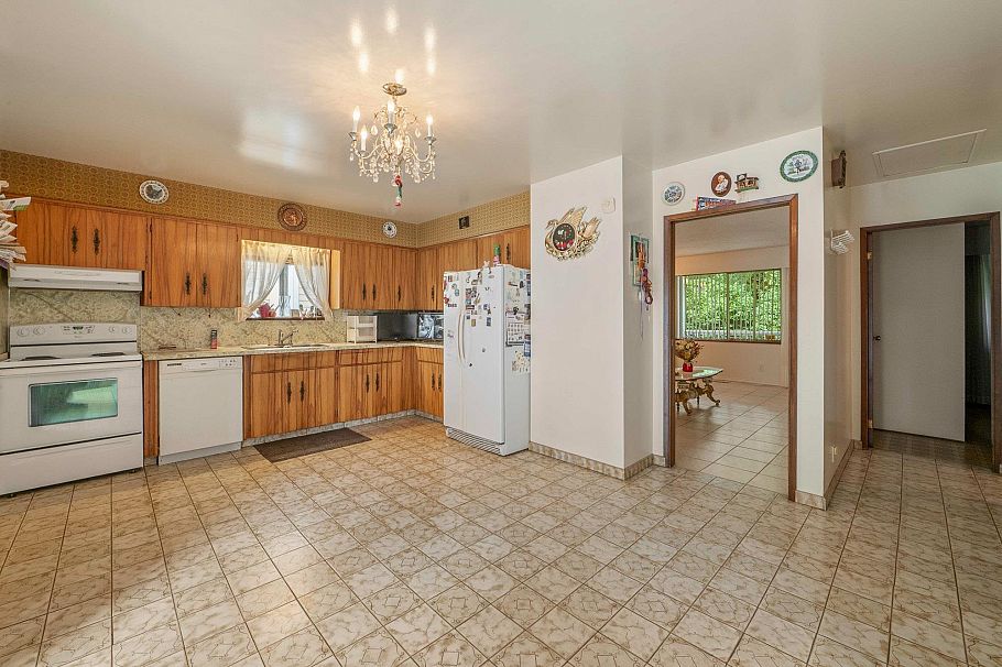 1794 E 6th Avenue Vancouver, BC - 9