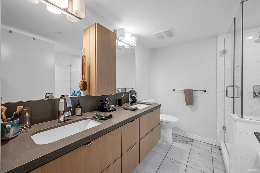 2504 8189 Cambie Street Vancouver, BC - 12